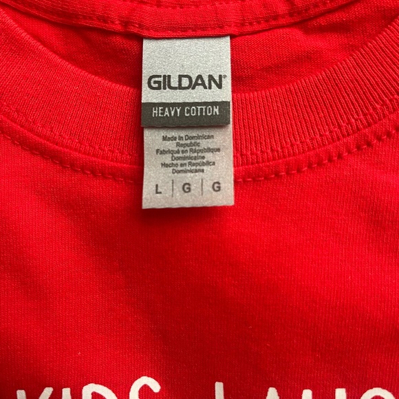 Gildan Tee Shirt My Kids Laugh- Hereditary - Picture 2 of 4